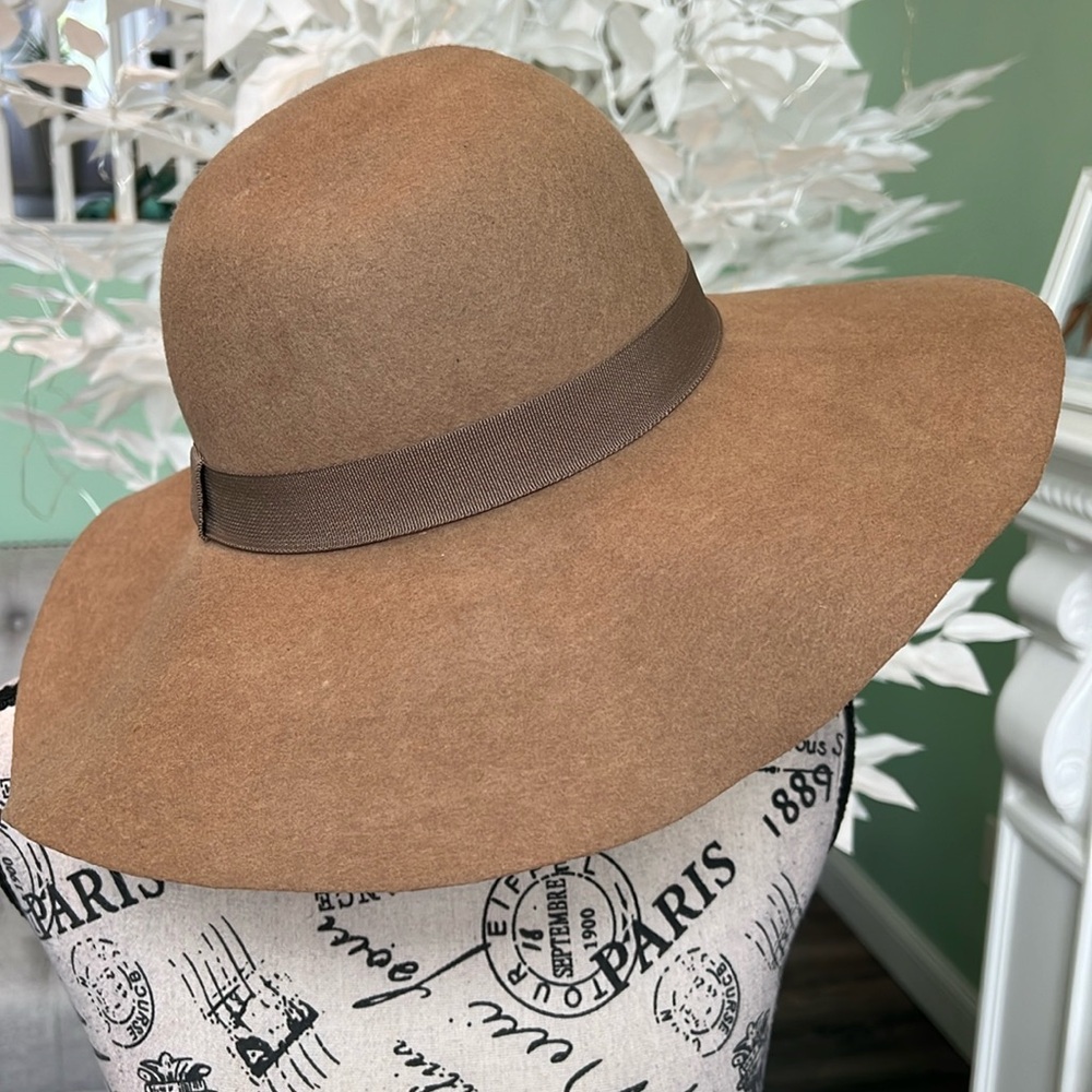 Express Hat